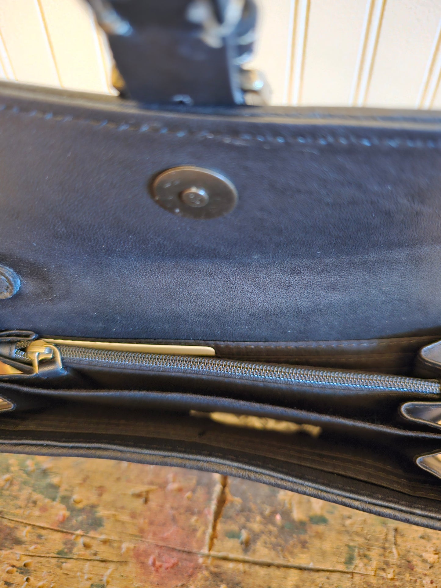 Jenson Bluff Clutch Wallet