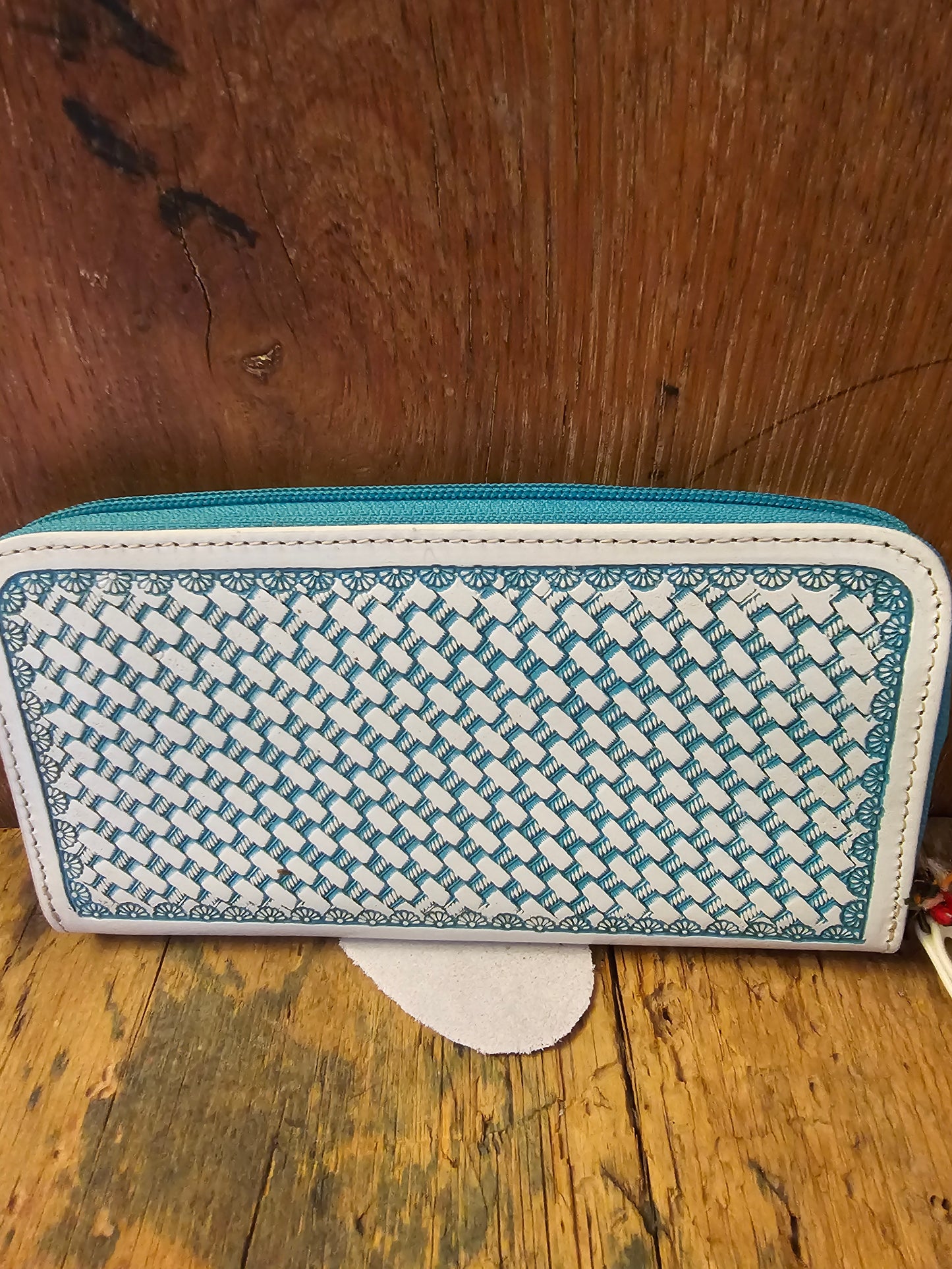 Steerhallow Canyon Wallet
