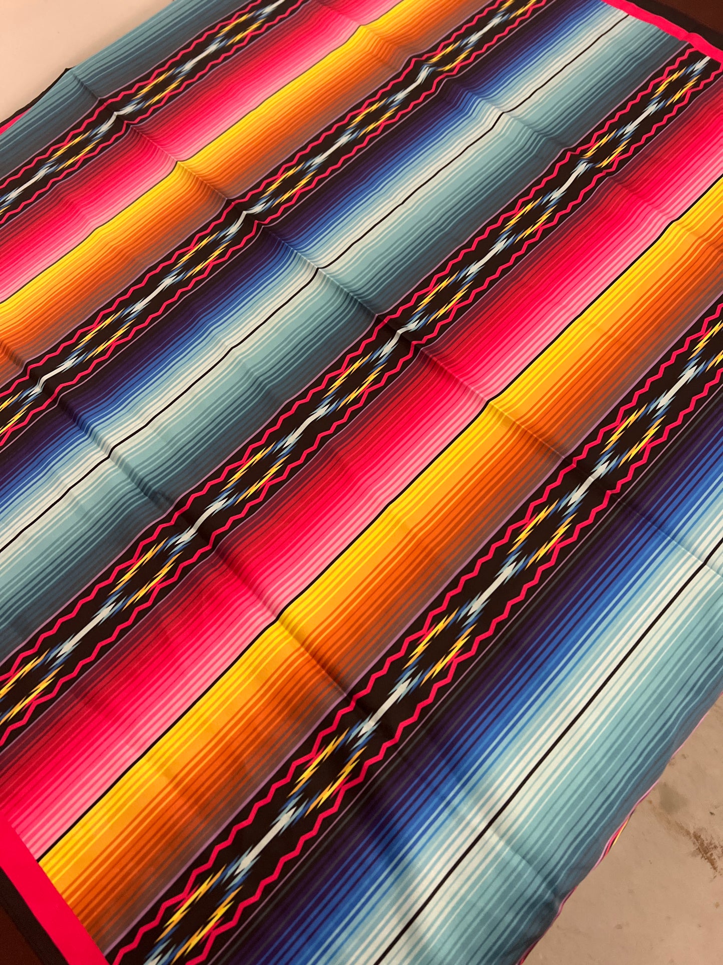 Rowdy Crowd: Satin Wild Rags