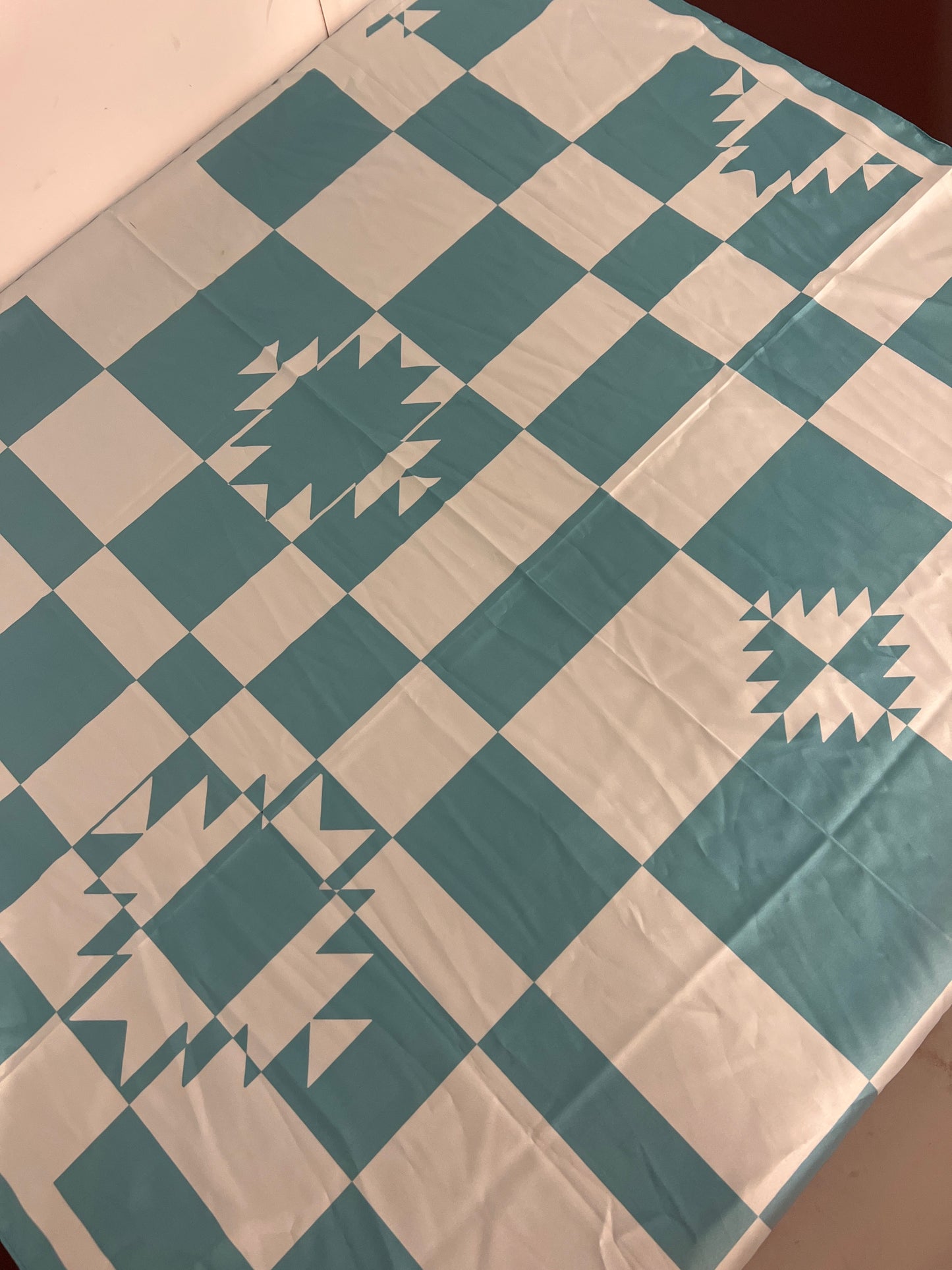 Rowdy Crowd: Satin Wild Rags