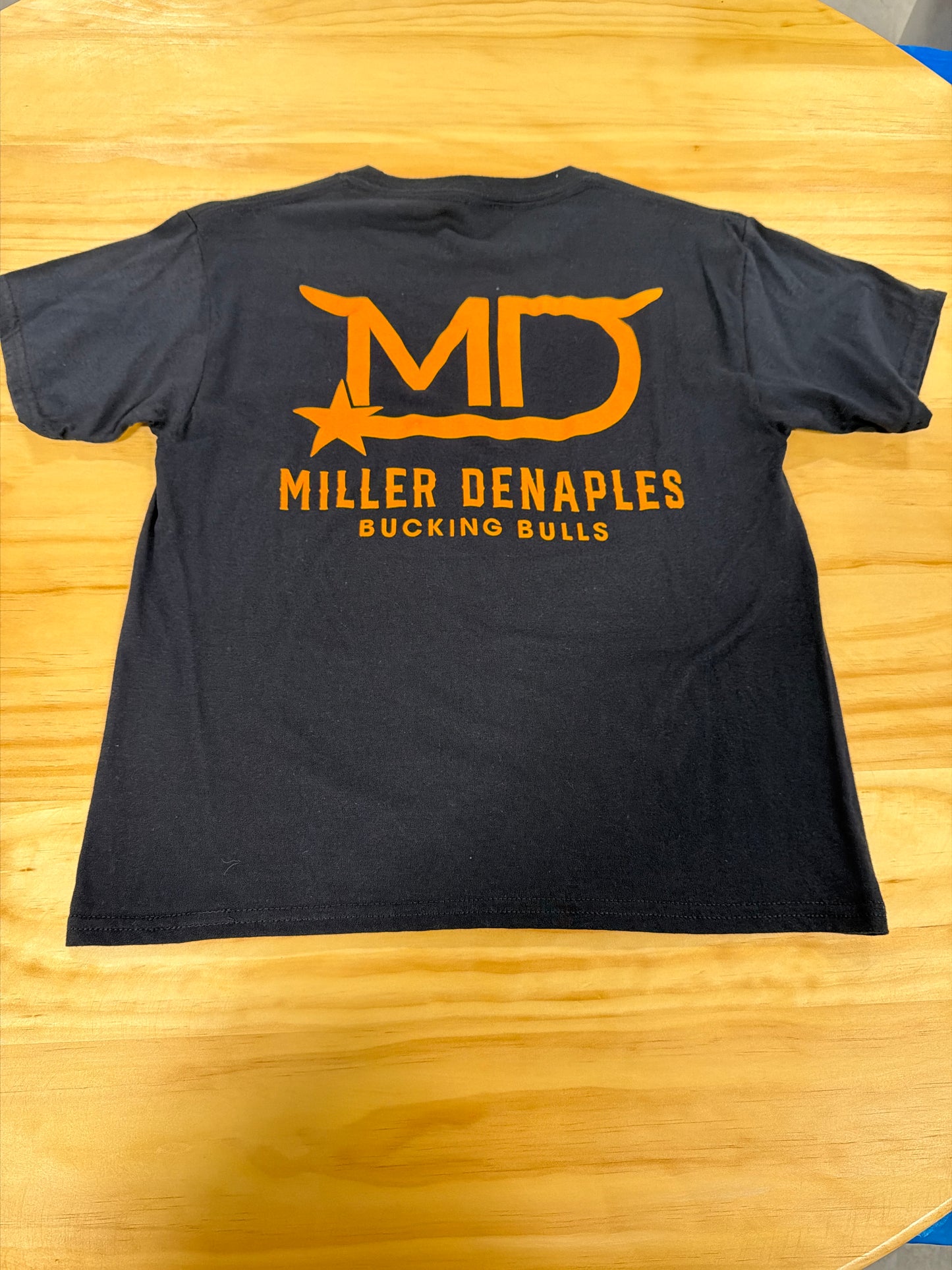 MD: YOUTH Black Short Sleeve Shirts