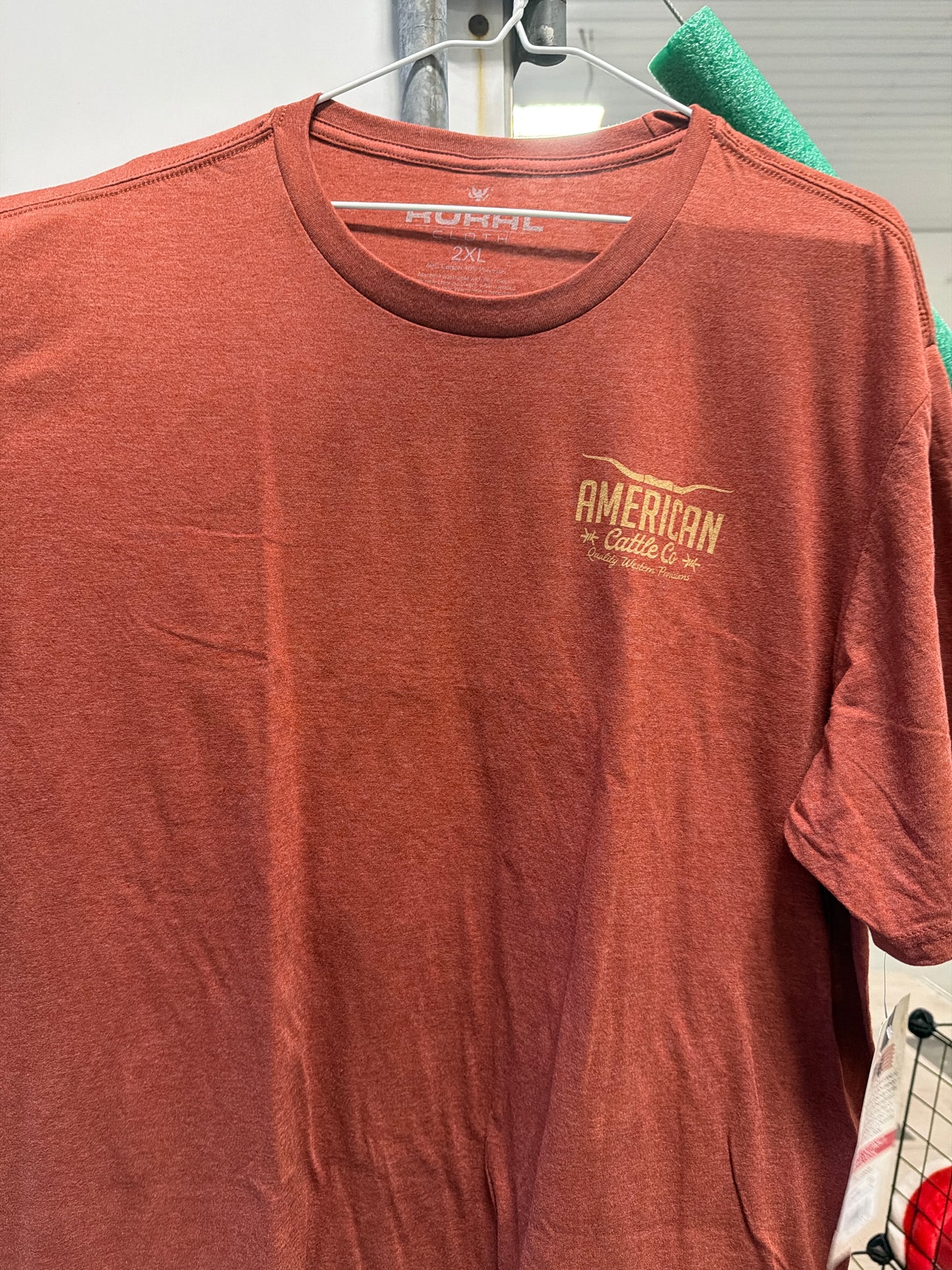Rural: Men’s American Cattle Co. T18 Maroon T shirt