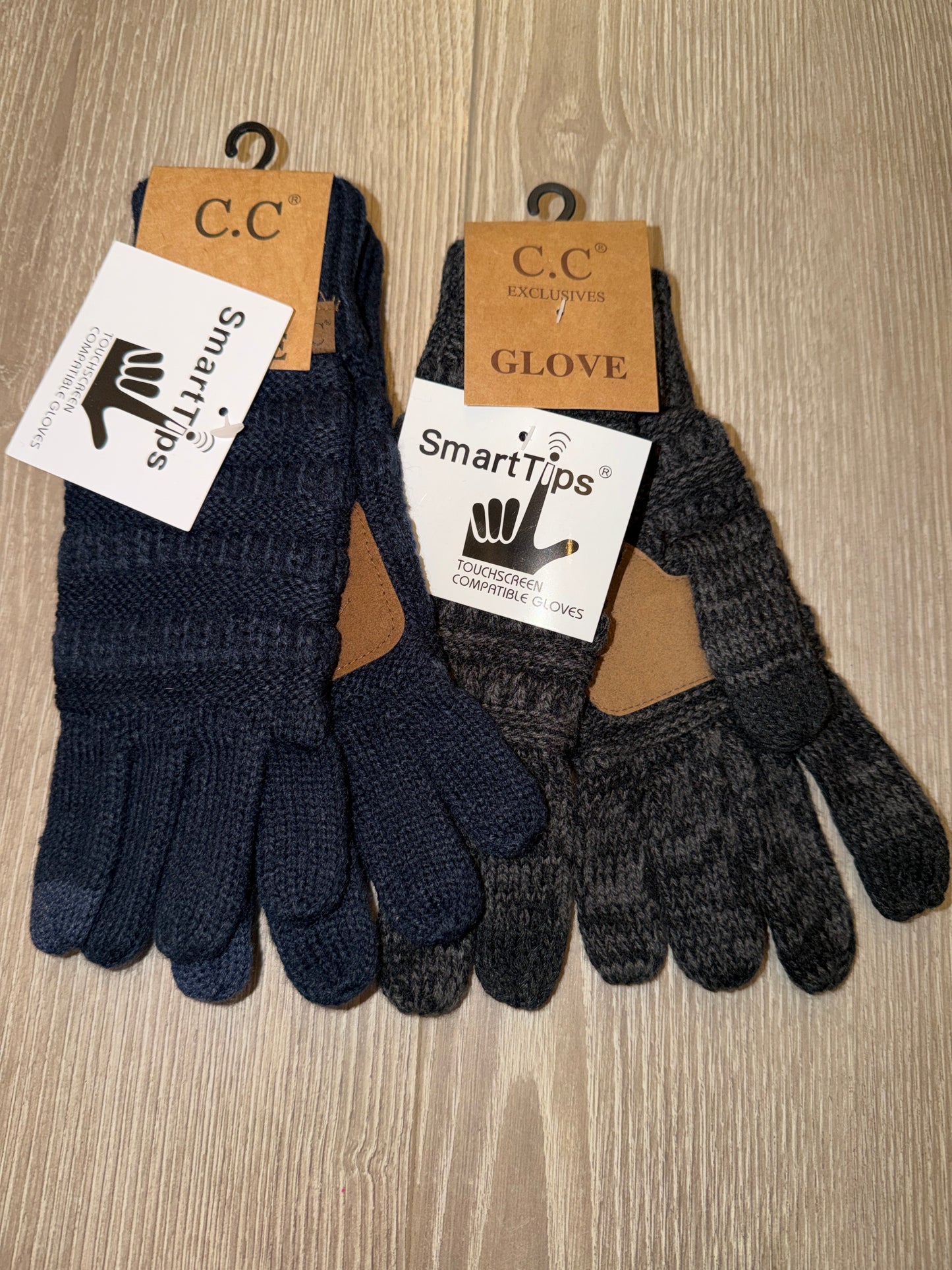 CC: Cable Knit Smartips Gloves