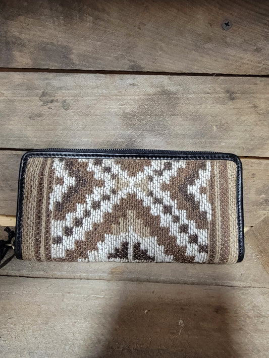 Maize Woven Wallet